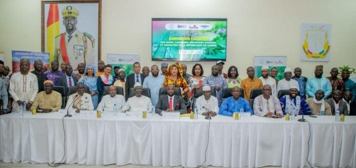 Signature-convention-collective-pour-le-secteur-minier-guineen