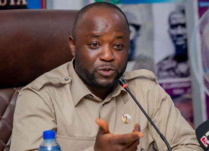 Francois-Bourouno-a-Siguir-768x556