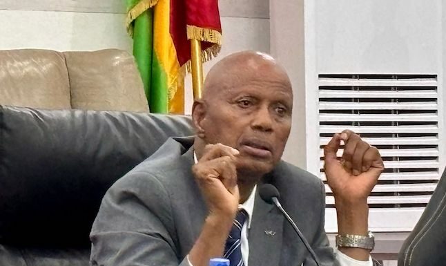 Guinée : la HAC lève la suspension de Kaback TV mais maintient trois mois de sanction pour « TELERO »