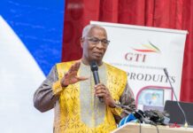 5ème République : Bah Oury reconduit à la Primature, entre émotion, responsabilité et appel à l’unité nationale