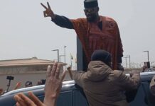 Guinée : retour à Conakry du président Mamadi Doumbouya après près d’un mois de déplacements à l’étranger