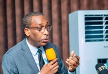 Bakary Sylla, DG de la CNSS, rappelle les obligations sociales aux établissements publics